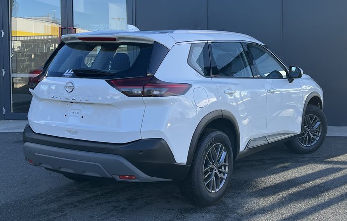 2025 Nissan X-TRAIL ST