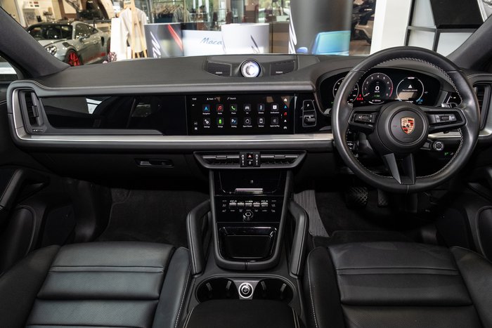 2024 Porsche Cayenne E-Hybrid