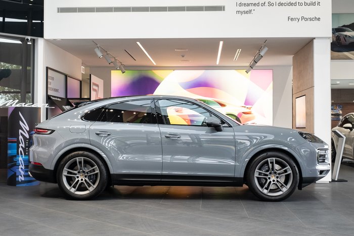 2024 Porsche Cayenne E-Hybrid