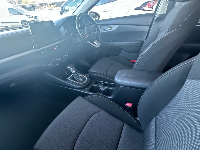 2022 Kia Cerato S