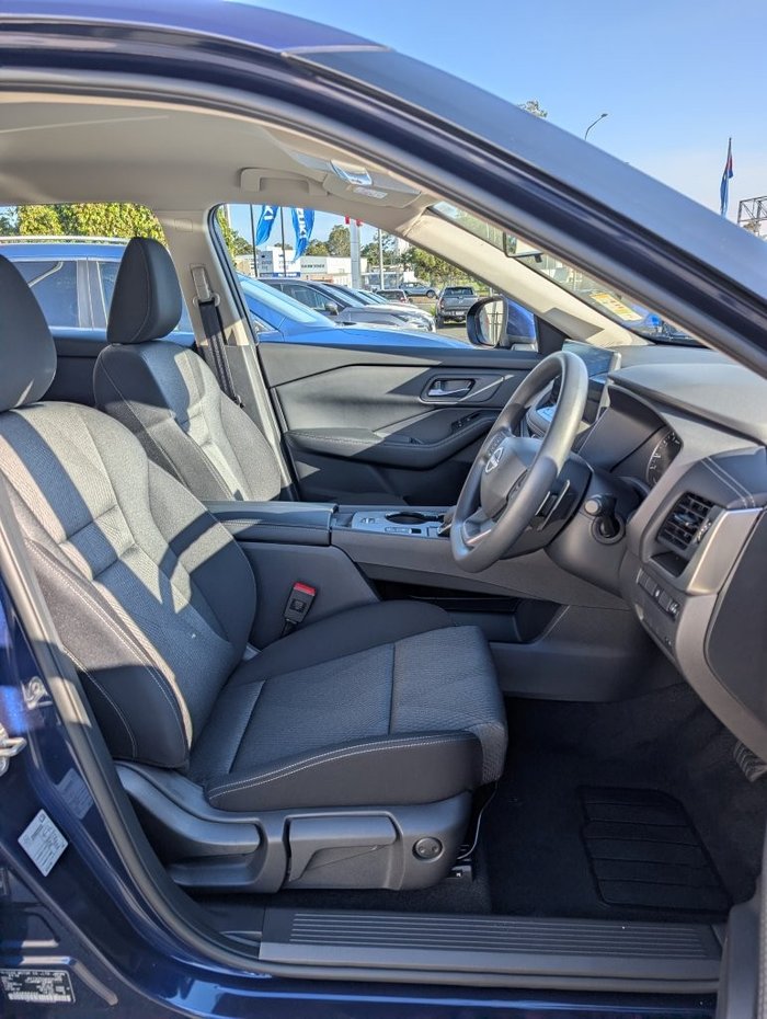 2025 NISSAN X-TRAIL ST