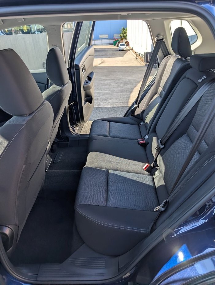 2025 NISSAN X-TRAIL ST