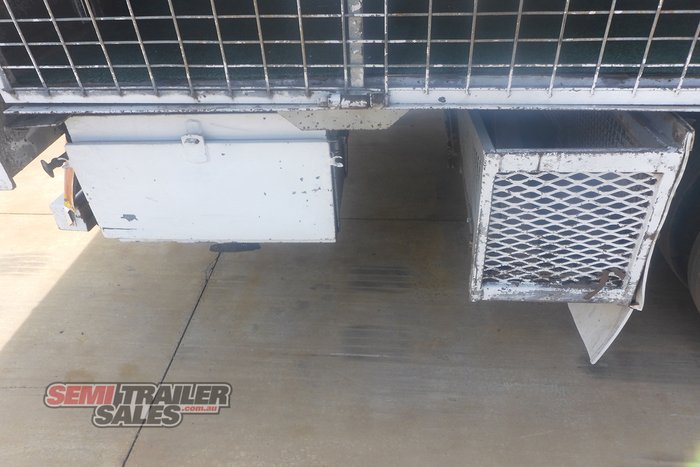 1994 Haulmark Bogie Steel Speck Flat Top