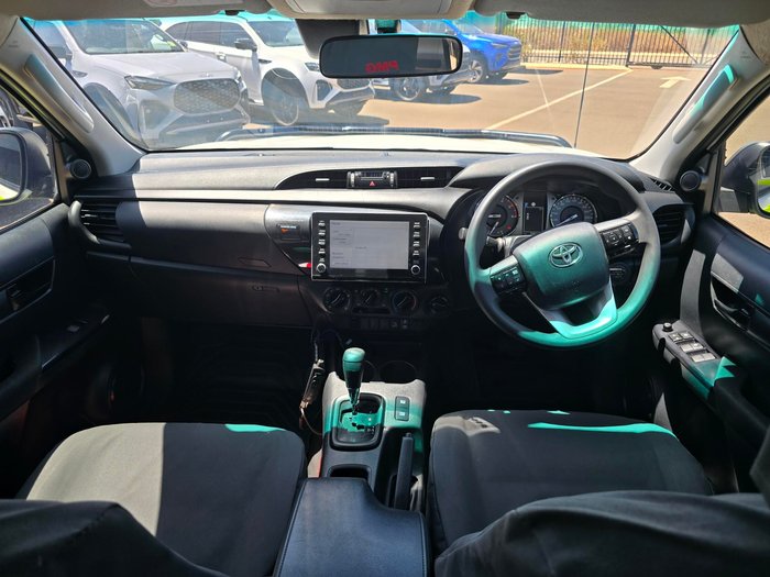 2021 Toyota Hilux SR White