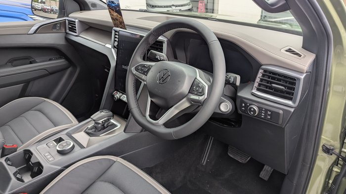 2025 VOLKSWAGEN AMAROK STYLE