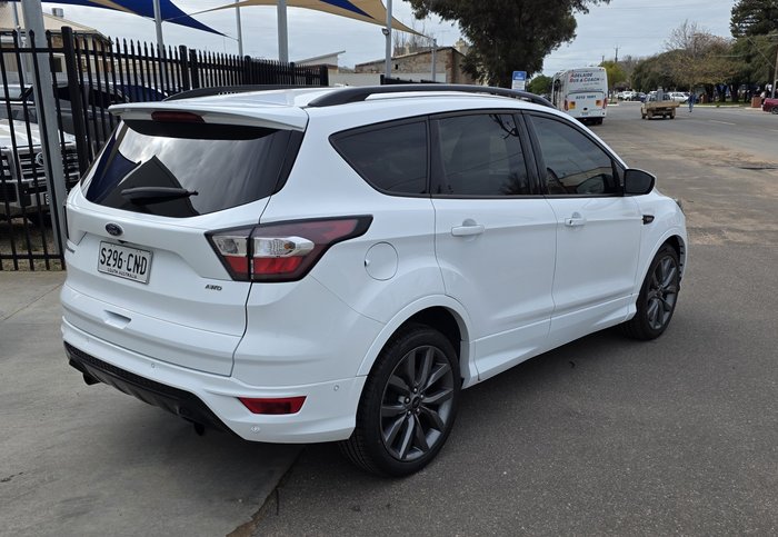 2019 Ford Escape ST-Line