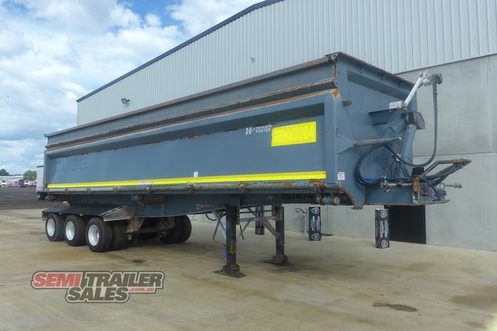 2018 Howard Porter Tri Axle Side Tipper Road Train Lead