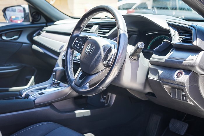 2018 HONDA CIVIC VTi-S