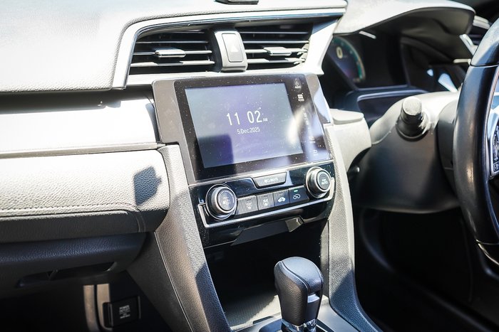 2018 HONDA CIVIC VTi-S