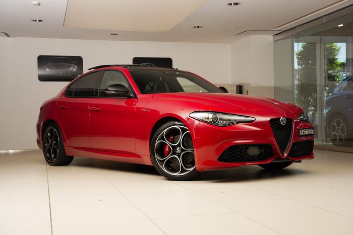 2022 Alfa Romeo Giulia
