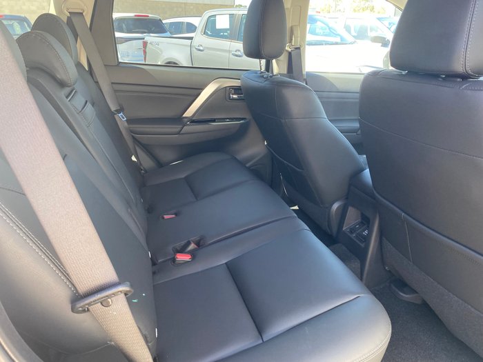 2024 MITSUBISHI Pajero Sport EXCEED