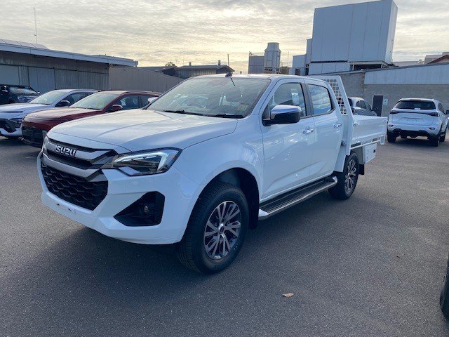 2025 ISUZU D-MAX LSU