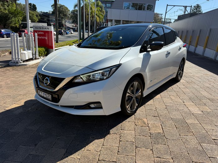 2022 Nissan LEAF ZE1