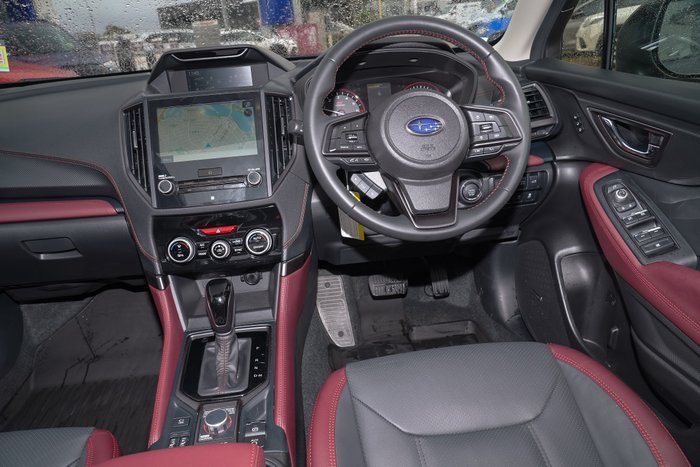 2024 Subaru FORESTER 