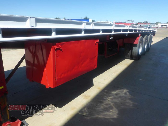 1999 Freighter 48FT Flat Top