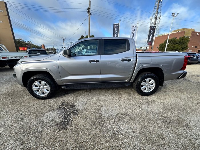 2026 MITSUBISHI Triton GLX+