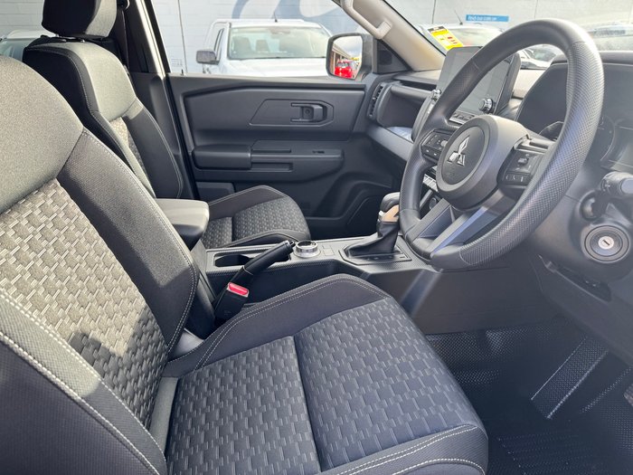 2026 MITSUBISHI Triton GLX+