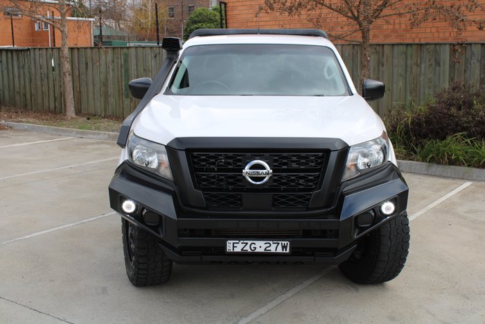 2021 Nissan Navara SL
