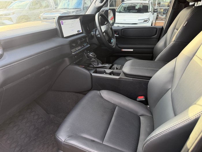 2025 Toyota Prado GXL