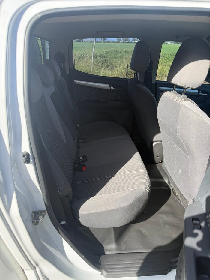 2015 HOLDEN COLORADO LS