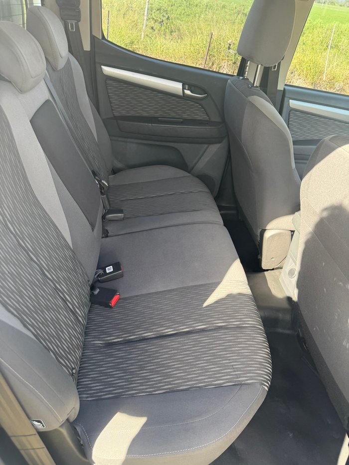 2015 HOLDEN COLORADO LS