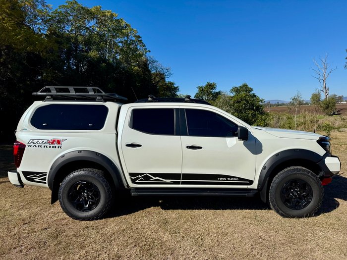 2021 NISSAN NAVARA