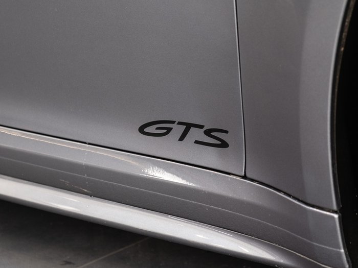 2025 Porsche 911 Carrera GTS