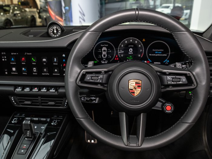2025 Porsche 911 Carrera GTS