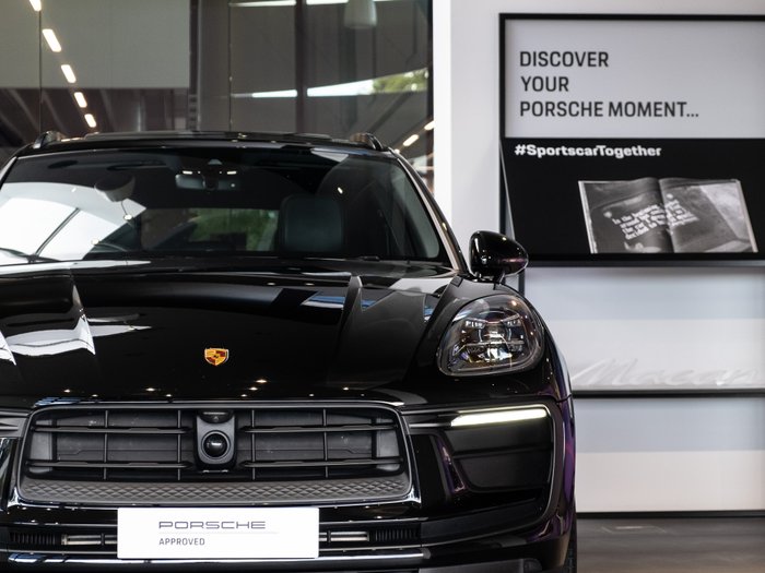 2025 Porsche 911 Carrera GTS
