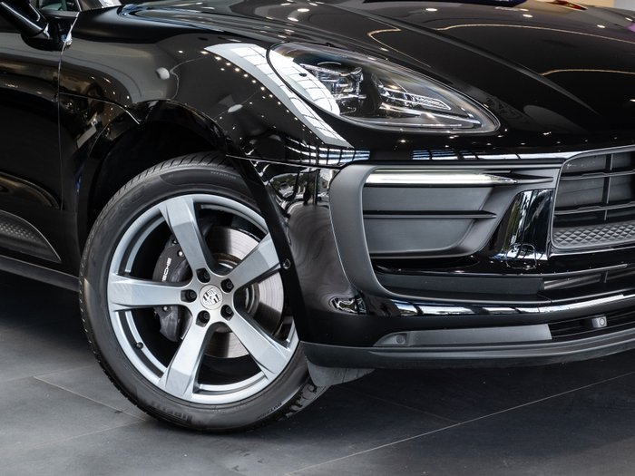 2025 Porsche 911 Carrera GTS