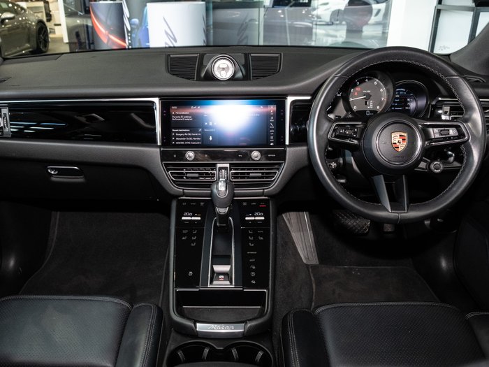 2025 Porsche 911 Carrera GTS