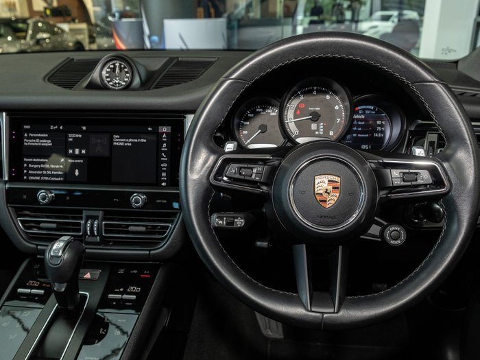 2025 Porsche 911 Carrera GTS