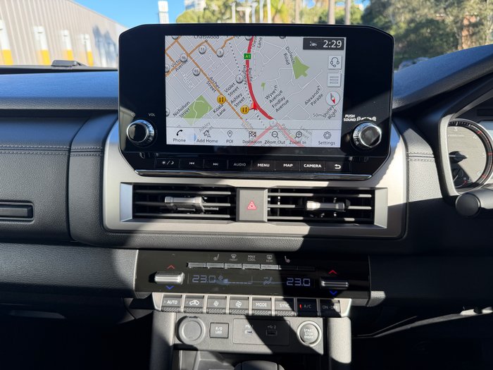 2026 Nissan Navara ST-X
