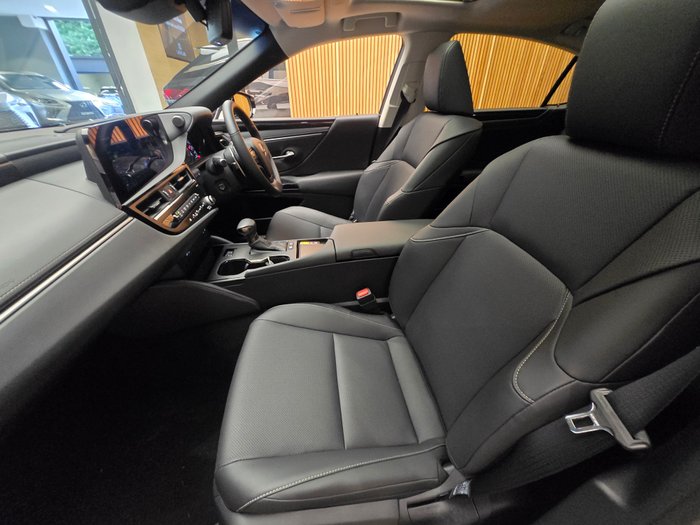 2024 Lexus ES300h Luxury 2.5L Hybrid Auto CVT Sedan