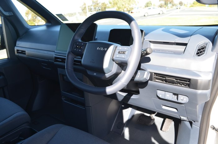 2026 KIA PV5