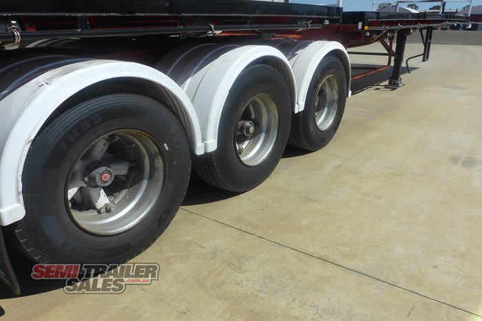 2006 Maxitrans 34 Pallet Flat Top B Double Set - RENTAL