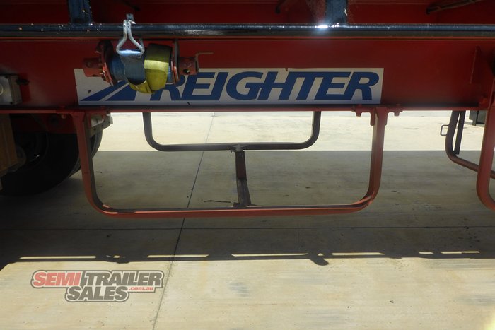 2006 Maxitrans 34 Pallet Flat Top B Double Set - RENTAL