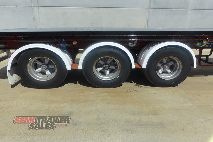 2006 Maxitrans 34 Pallet Flat Top B Double Set - RENTAL