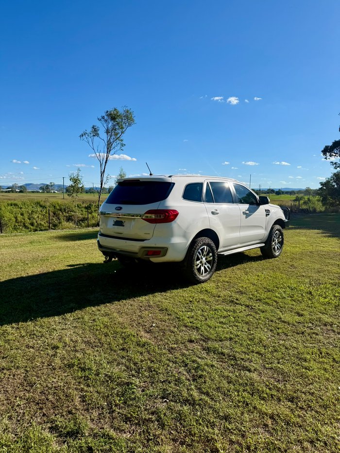 2018 FORD EVEREST TREND
