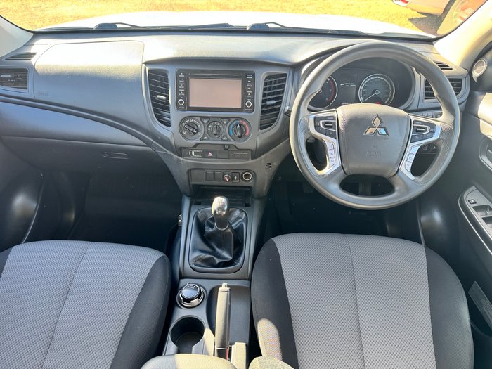 2021 MITSUBISHI Triton GLX