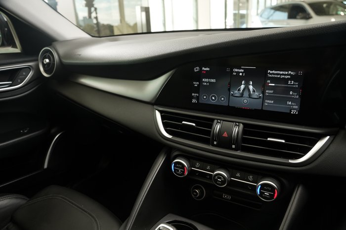 2021 Alfa Romeo Giulia Sport