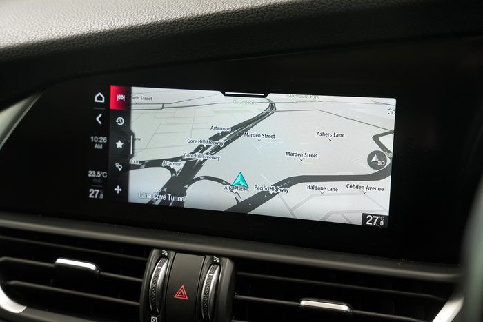 2021 Alfa Romeo Giulia Sport