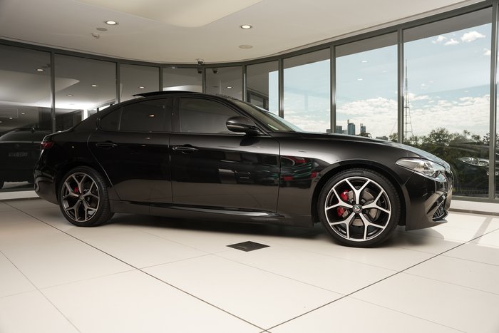 2021 Alfa Romeo Giulia Sport