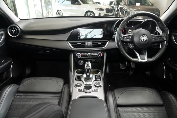 2021 Alfa Romeo Giulia Sport
