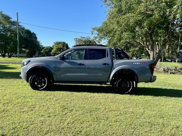 2025 NISSAN NP300 NAVARA PRO-4X