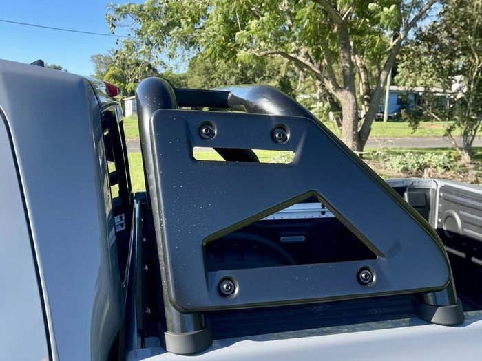 2025 NISSAN NP300 NAVARA PRO-4X