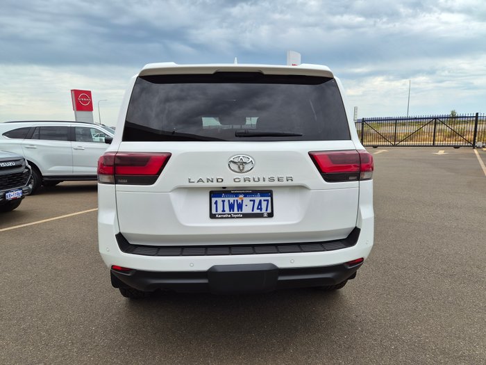 2023 Toyota LANDCRUISER GXL