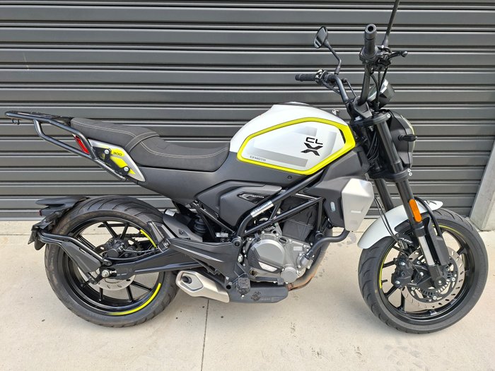 2023 CFMOTO  300 CL-X