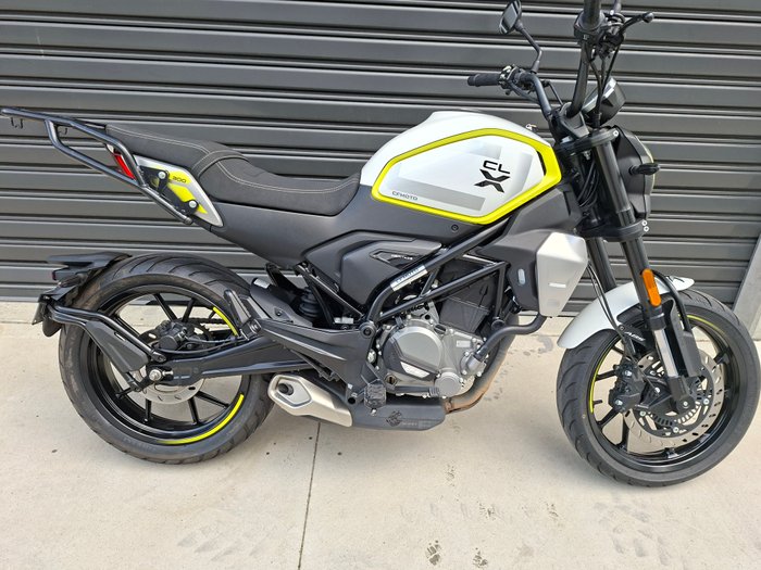 2023 CFMOTO  300 CL-X