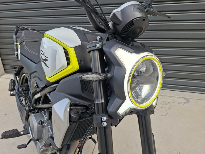 2023 CFMOTO  300 CL-X